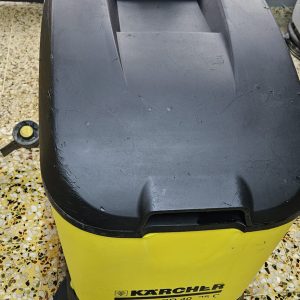 2. EL  KARCHER BD 40/25 C ELEKTRİKLİ ZEMİN YIKAMA MAKİNESİ